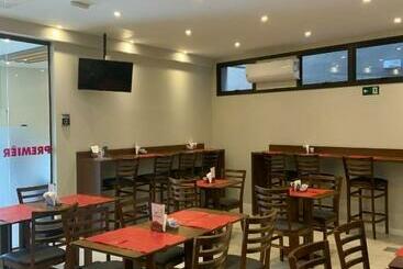 Otel Jandira Premiêr