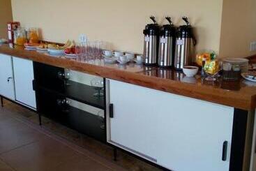 Quinze Hotel & Pousada