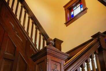 Burdett House Bed & Breakfast