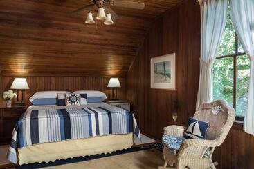 Magnolia Springs Bed And Breakfast