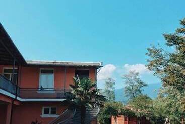 펜션 Matua Guest House