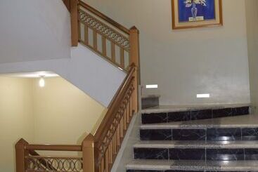 בית מלון כפרי Plaza Central