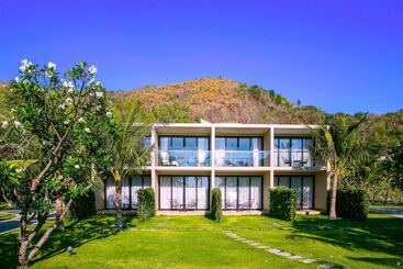 Marina Bay Vung Tau Resort & Spa