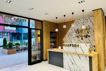 هتل آپارتمان Yusra Suit Trabzon