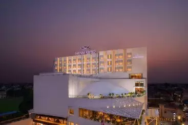 Hotel Nirvana Sarovar Portico Gorakhpur