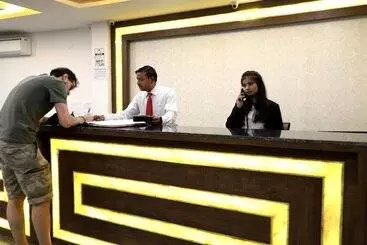 Hotel Peridot Near Igi Delhi Airport