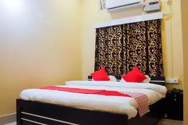 Hotel Oyo 17015 My Lodge