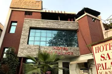 Hotel Oyo 23551 Sai Palace
