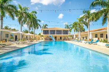 استراحتگاه Delynne Boutique