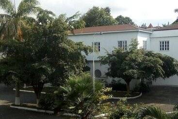 تختخواب و صبحانه Sea Shell Palms, Ocho Rios