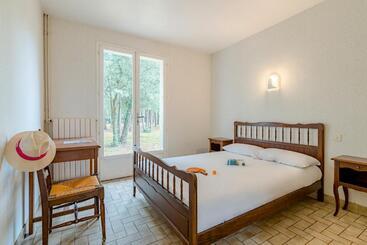 ホテル Azureva Longeville