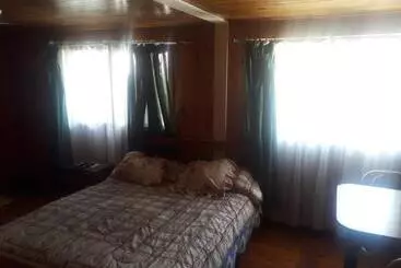 پانسیون Hostal Rayen