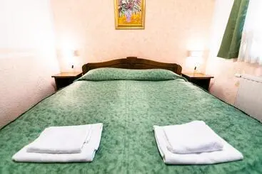 پانسیون Vema House