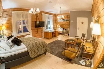 Otel Toranda Merilinna