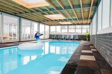 هتل آپارتمان Villa Zeezicht