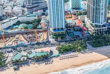 Linknest Seaview Apartment