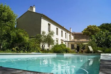 مبيت وإفطار La Demeure Du Passage