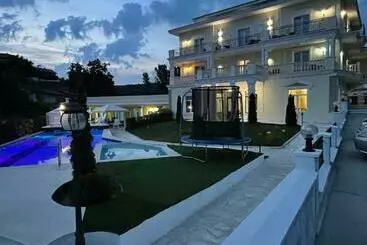 Hotel Aleksion Palace