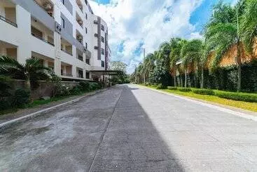 Hôtel Reddoorz Premium @ Sta Rosa Tagaytay Road