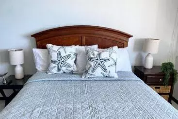 هتل آپارتمان Marbella Del Caribe Isla Verde Beachfront