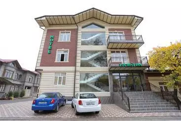 هتل Tourist Inn