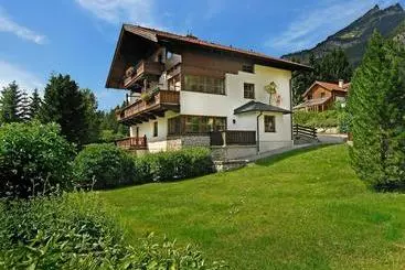 Pensionat Landhaus Rofan