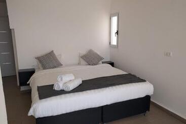 פנסיון Dead Sea Desert's Edge