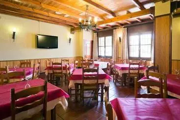 ペンション Labella Hostal Restaurante