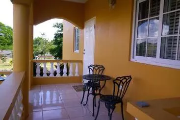 تختخواب و صبحانه Modrians