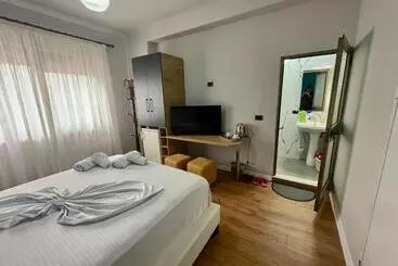 ペンション Central Room Private Entry And Bathroom