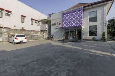 Hotel Reddoorz Near Goa Sunyaragi