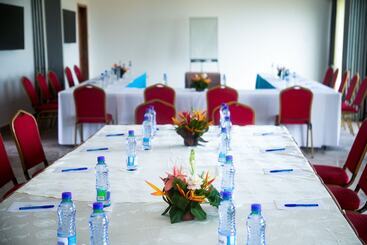 膳宿费 Petit Brussel