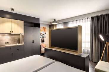 Hotel Vienna House Easy By Wyndham Bremen City Apartments