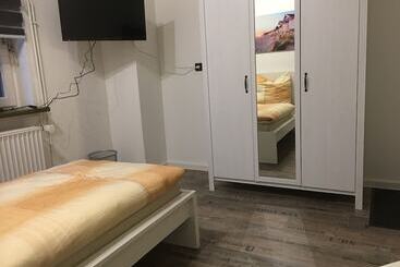 ユースホステル Monteurzimmer Stuhr