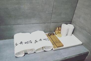 Pensionat Bloom Time Guest House