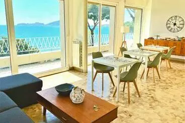 Aamiaismajoitus (B&B) Villa Magnolia