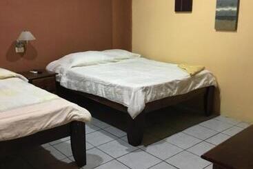 فندق Cabinas Yolymar