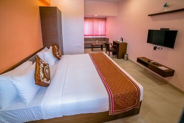 منتجع Rnb Select Saanvi