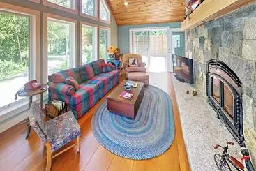 Renovated Waterfront Cottage With Expansive Deck, Multiple Fireplaces, & Grill
