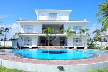 فندق Sunstar Nilaveli