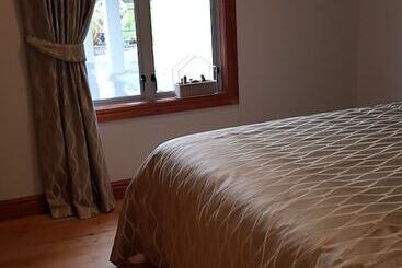 Bed and Breakfast Bruntwood Lodge