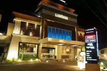 Luminor Hotel Banyuwangi By Wh