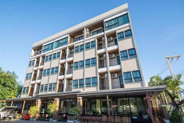 هتل Mira Residence & Resort