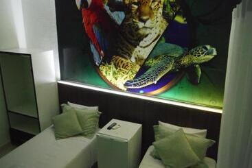 Hotel Basilio Reformado Pelo Sbt