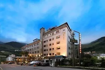 هتل Ming Lu Holiday