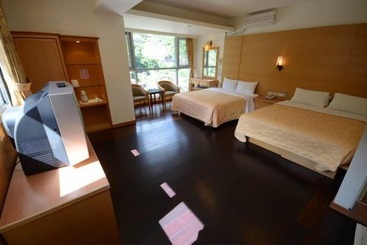 هتل Ming Lu Holiday