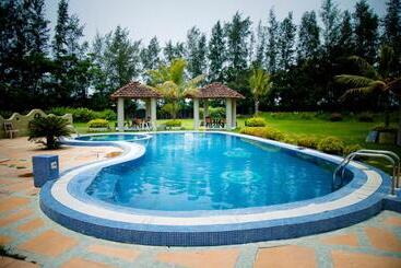 リゾートホテル Breathing Earth   Rooms And Pool