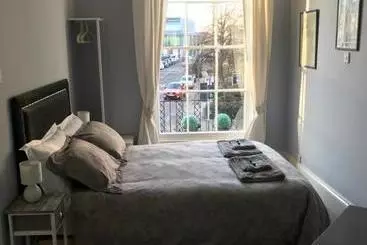 Pensione Regency Rooms Guesthouse