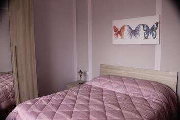 پانسیون Lavillaparking