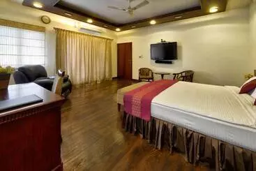 Pensió Pleasant Boulevard Mg Road